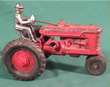 Arcade Farmall M Tractor Toy 1939
