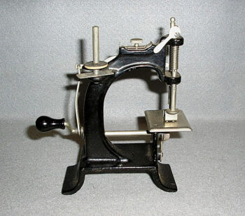 Baby Sewing Machine Co. Baby Sewing Machine 1894