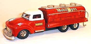 Bandai 1950’s Mobil Gas Truck