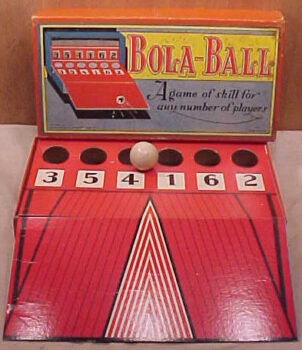 Milton Bradley Bola Ball Game 1940