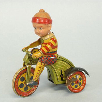 Kuramochi Boy on Tricycle