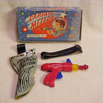 Carnell Mfg. Co. Cosmic Ray Space Gun & Holster 1950’s