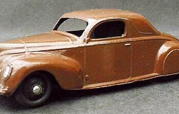 Dinky Lincoln Zephyr Coupe No. 39c