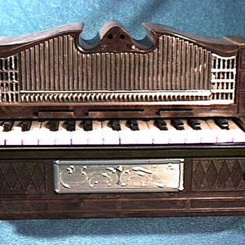 Emenee Industries Electricgolden Organ Toy No. 200