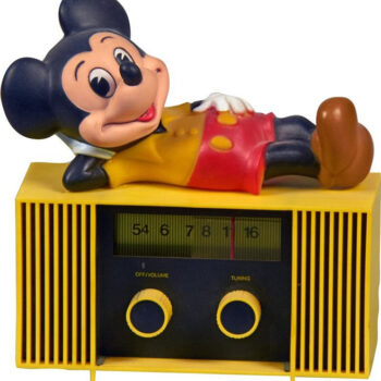 Concept Mickey Mouse Transistor AM Radio