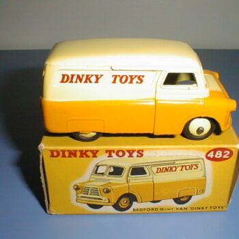 Dinky Bedford Dinky Toy Van 482