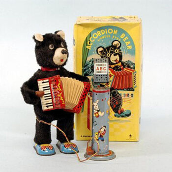 Kraemer Toy Accordion Bear