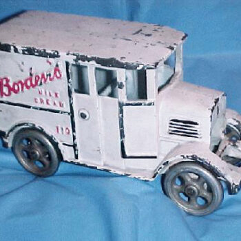 Hubley Borden’s Milk Cream Truck