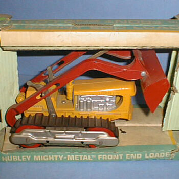 Hubley Tractor Mighty Metal Front End Loader No. 1952