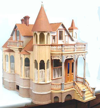 Queen Anne Style Doll House