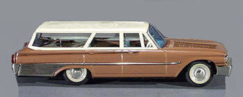 Bandai 1958 Ford Country Wagon Car