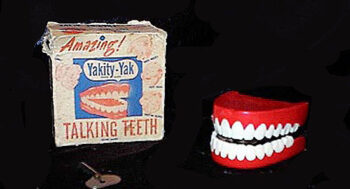 H.F. & Co. Talking Teeth Yakity-Yak