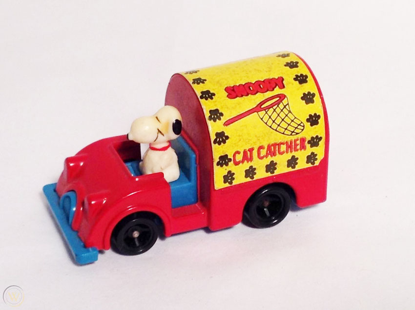 Aviva Snoopy Cat Catcher Truck