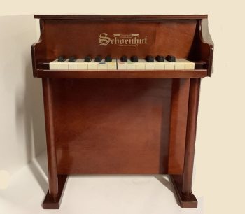 Schoenhut Piano Toy