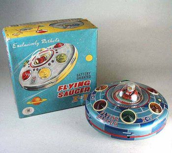 Modern toys Flying Saucer X-7