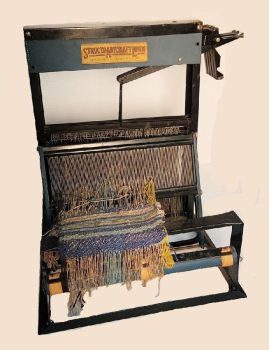Structo Artcraft Loom Model 240