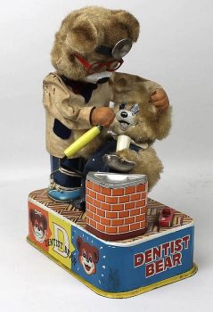 Suzuki & Edwards (S & E) Toys Bear Dentist with Baby Bear Patient