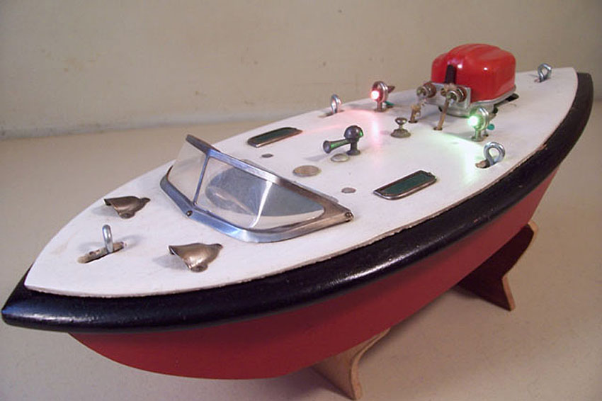 ITO Pond Boat With Sakai Outboard Motor