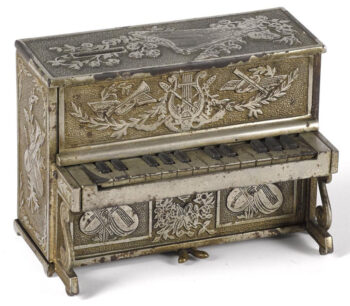 E. R. Rocke Novelty Co. Piano Still Bank