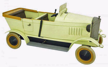 Doll et Cie Automobile Toy